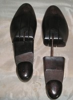 Черный колодки для обуви